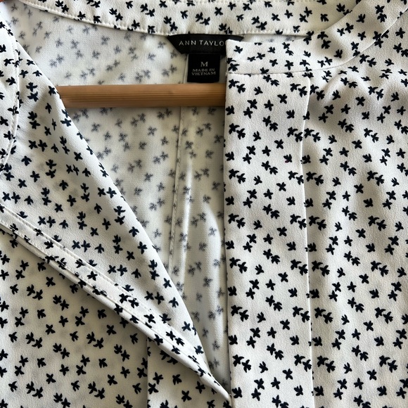 ANN TAYLOR SET Linen Blend Short Sleeve Cardigan and Sleeveless Top White Medium - Picture 4 of 5